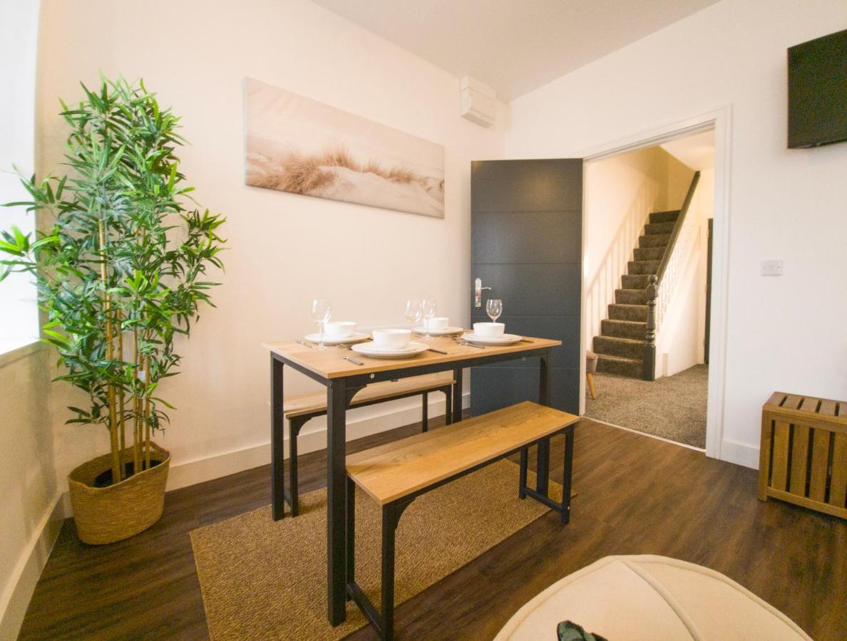 Principality Suites; Three Bed By Property Promise 카디프 외부 사진