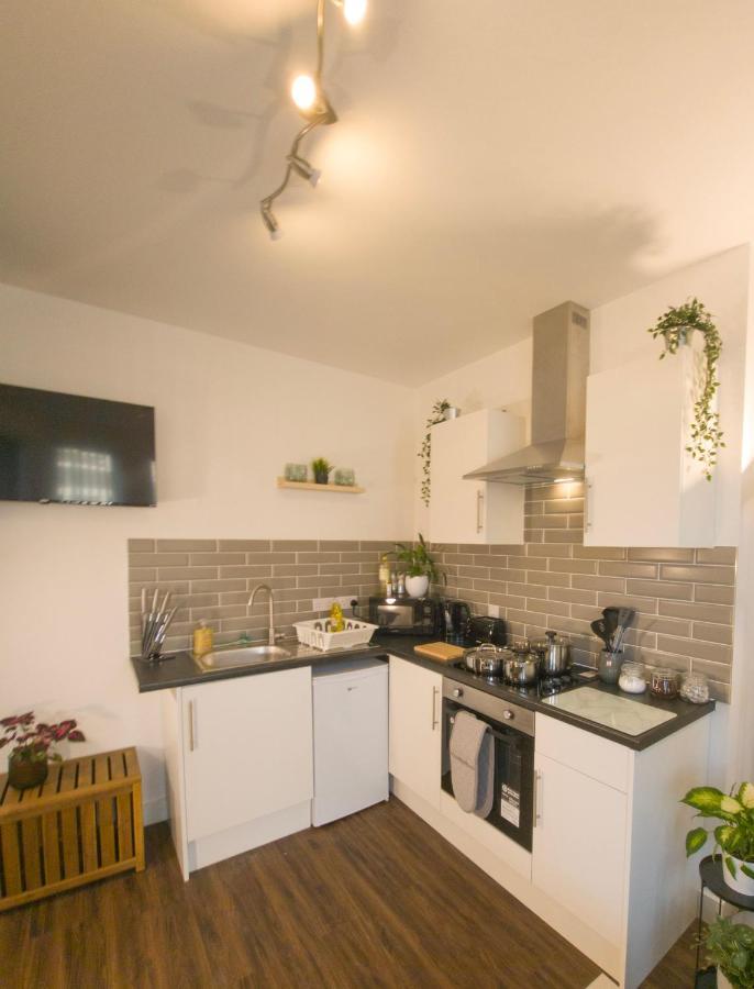 Principality Suites; Three Bed By Property Promise 카디프 외부 사진