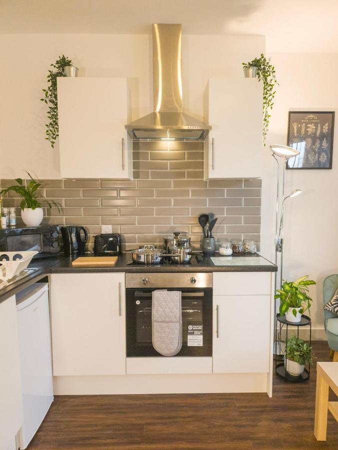 Principality Suites; Three Bed By Property Promise 카디프 외부 사진